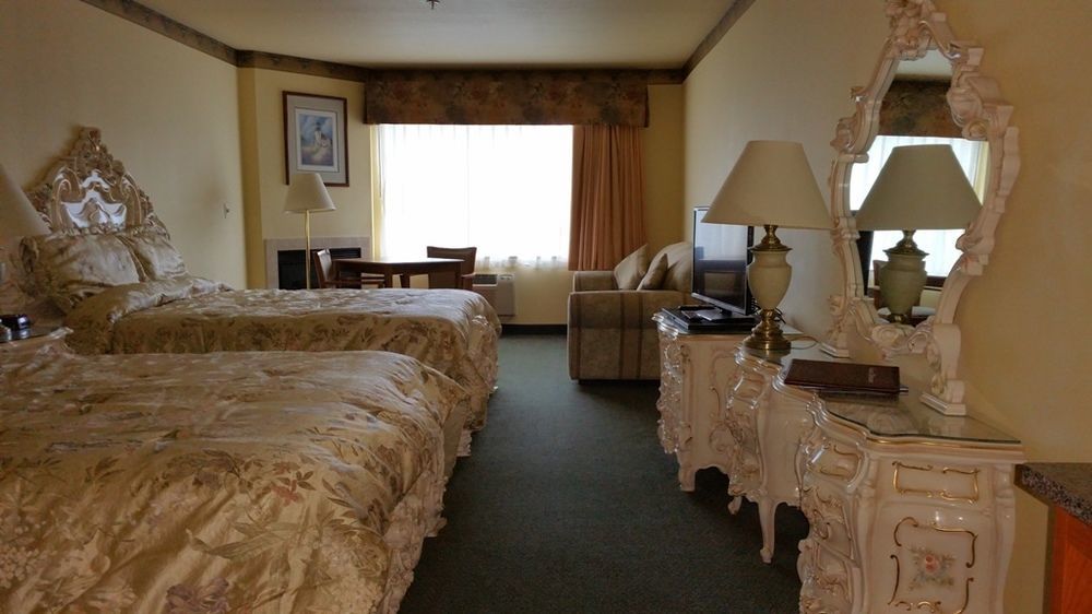 Palace Inn & Suites Λίνκολν Σίτι Εξωτερικό φωτογραφία