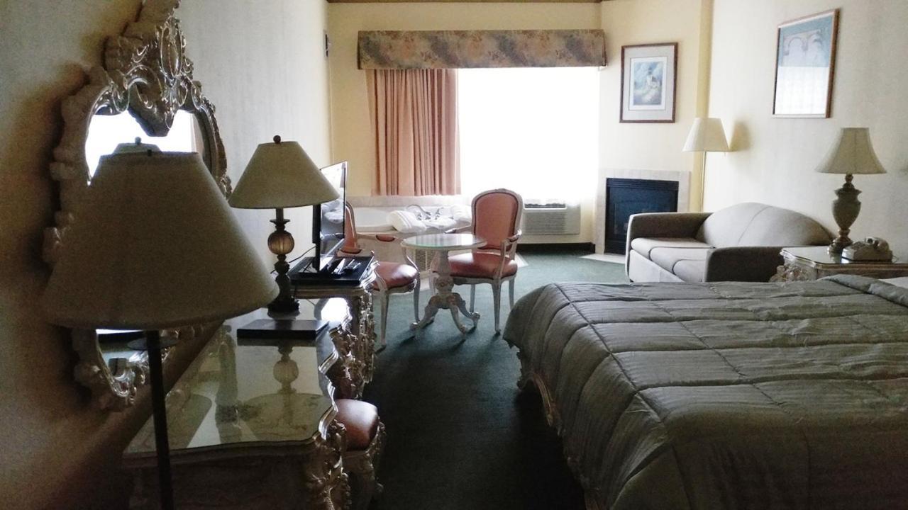 Palace Inn & Suites Λίνκολν Σίτι Εξωτερικό φωτογραφία