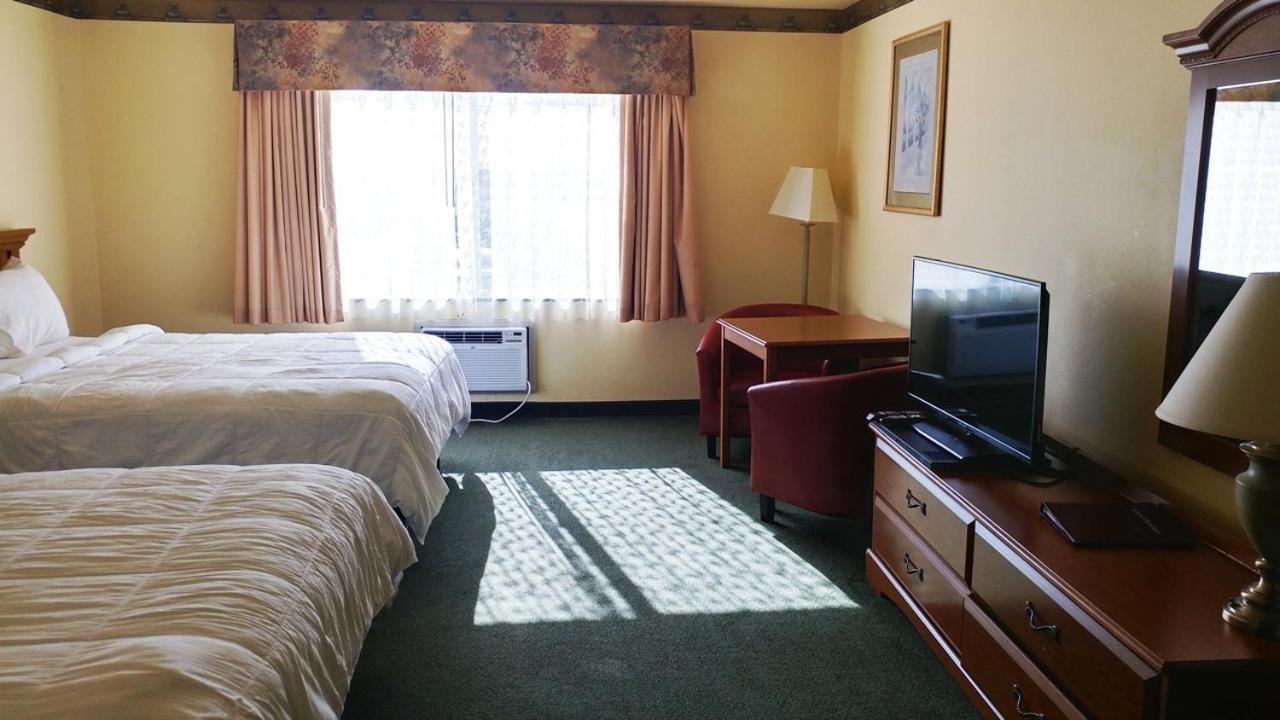 Palace Inn & Suites Λίνκολν Σίτι Εξωτερικό φωτογραφία